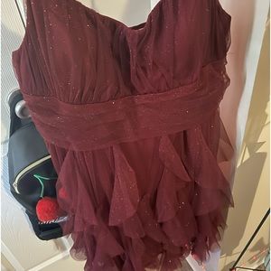 PEAR CULTURE
Juniors' Emma Corkscrew-Ruffled Dress